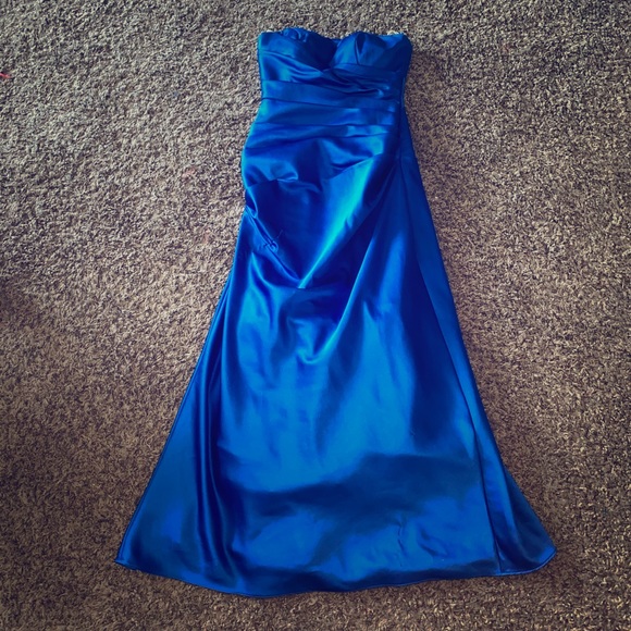 Ball Gown - Picture 1 of 2